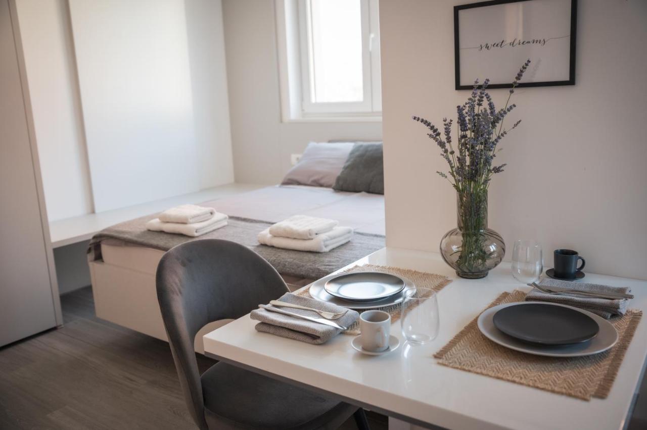 Villa Capris Apartments كوبر المظهر الخارجي الصورة