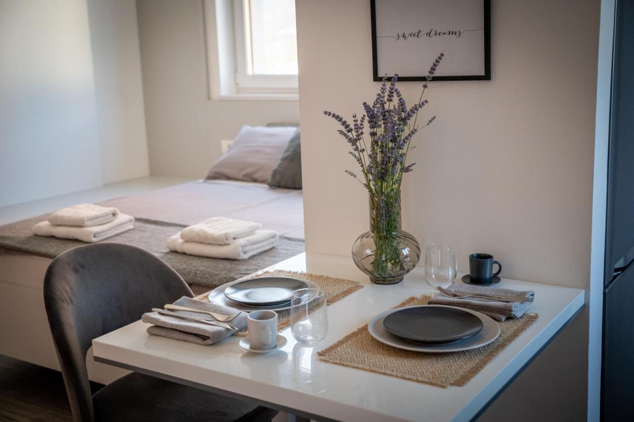 Villa Capris Apartments كوبر المظهر الخارجي الصورة