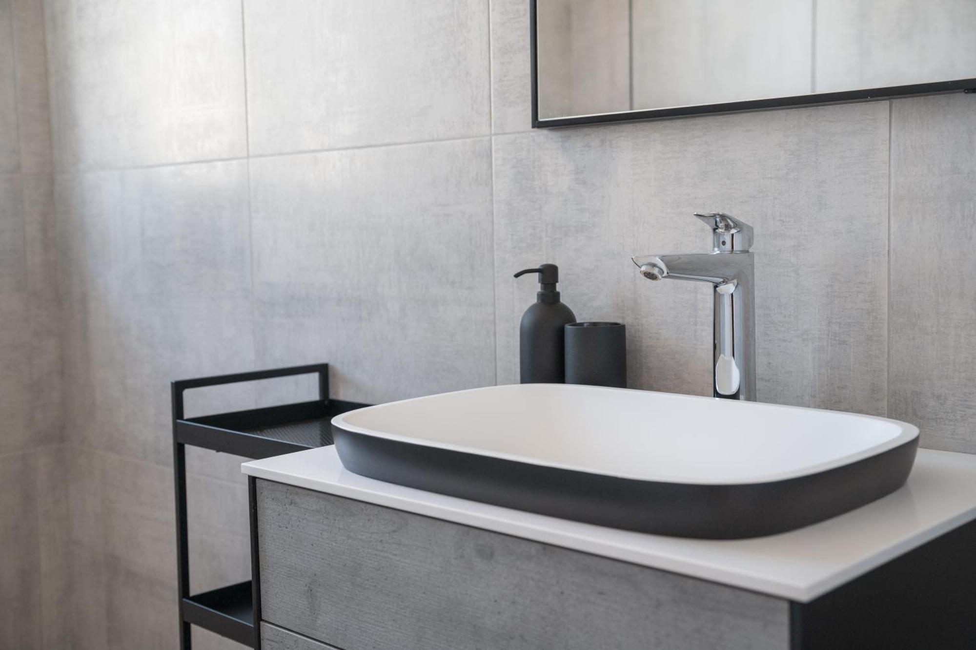 Villa Capris Apartments كوبر المظهر الخارجي الصورة